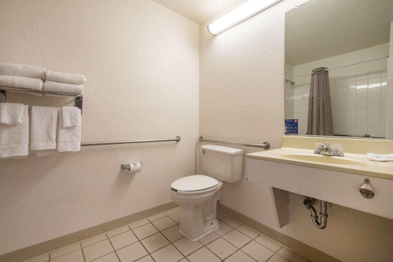 Motel 6 Duluth, Ga - Atlanta - Gwinnett Place Экстерьер фото
